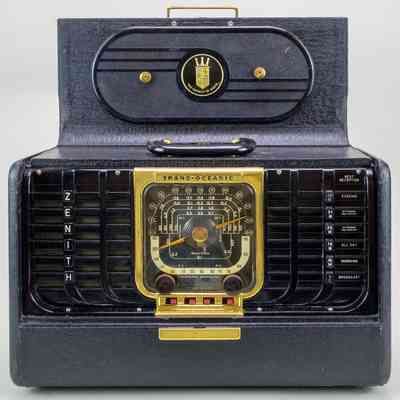 Zenith Trans-Oceanic Shortwave Radio