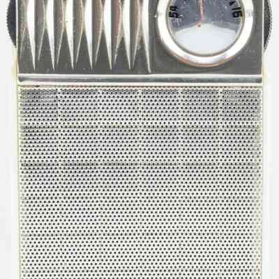 AFCO 8 Transistor Radio