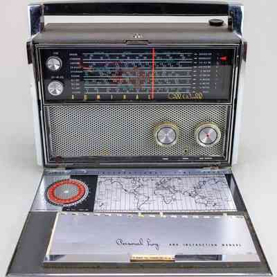 Admiral All World 909A Receiver