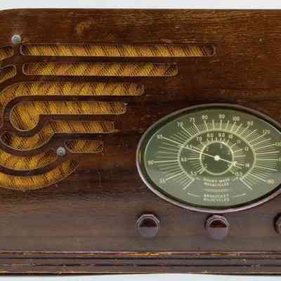 (Unknown) Wood AM/Shortwave Radio