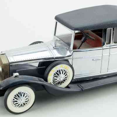 Lincoln AM Transistor Radio