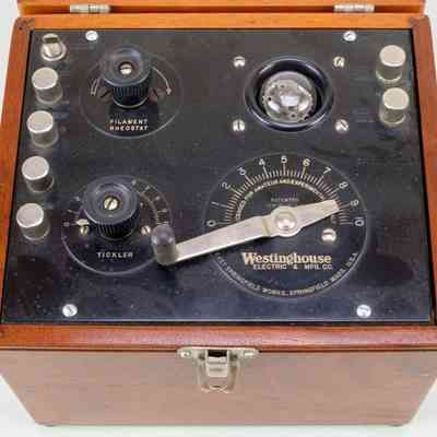Westinghouse Aeriola Sr. Receiver (Black dial)