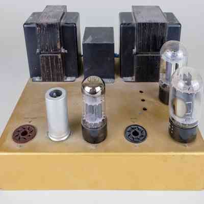 Leak TL/IO Audio Amplifier