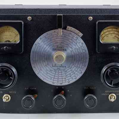 Hallicrafters Super Skyrider Receiver