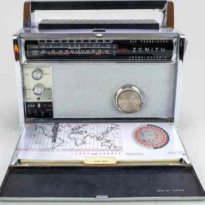 Zenith Royal 3000-1 Multiband Trans-Oceanic Receiver