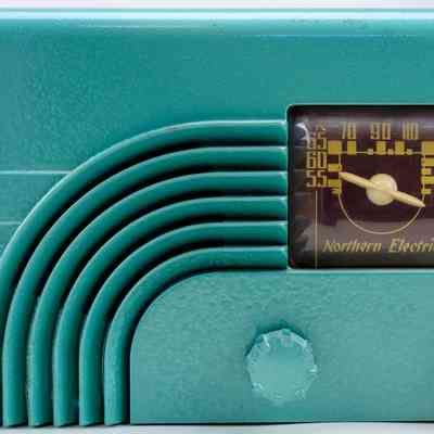 Northern Electric AM Radio Receiver
