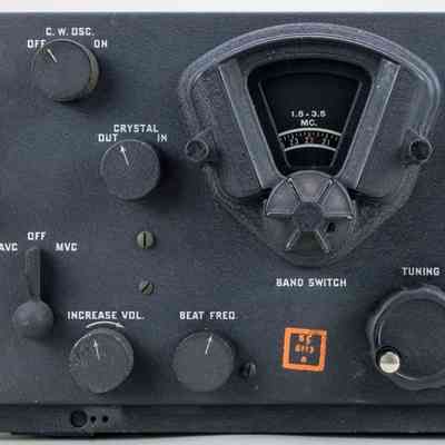 Signal Corps Radio Receiver