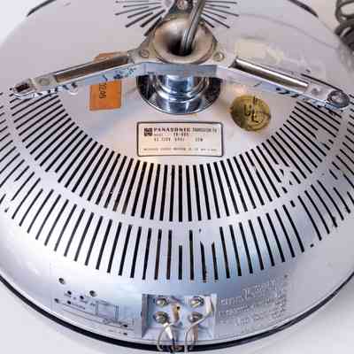 Bottom with Nameplate