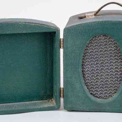 Duke 5 Tube TRF in Case