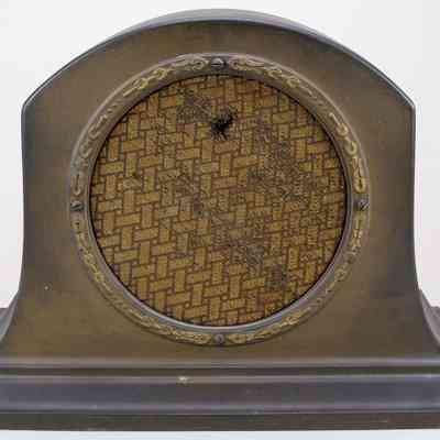 Radiola Speaker