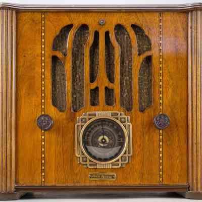 Air King Standard Broadcast/SW Radio Receiver