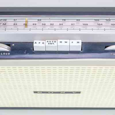 Sony TFM-951 Transistor Radio