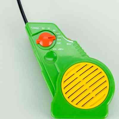 The Frog FM Transistor Radio