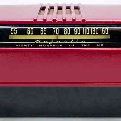 Majestic Standard Broadcast Radio Receiver