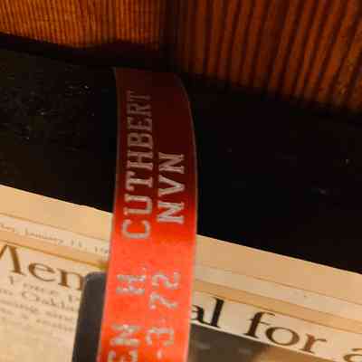 Right end of metal bracelet Nov 8, 2025