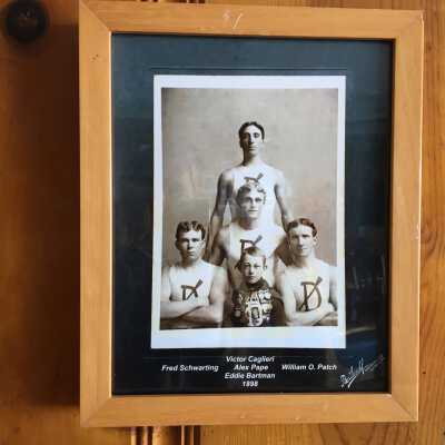 Dolphin Crew 1898