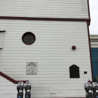 Photo taken Jan 25, 2020 (Smaller plaque gone Feb 2024)