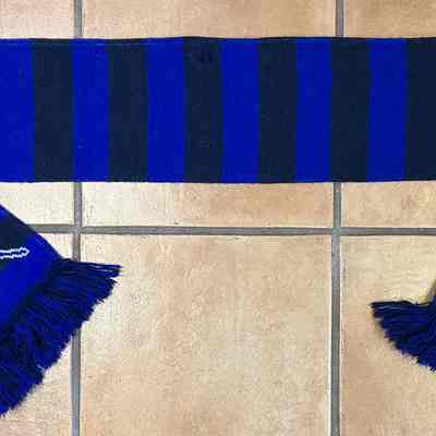 Back of scarf