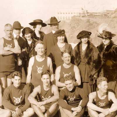 Hike & Dip 1920