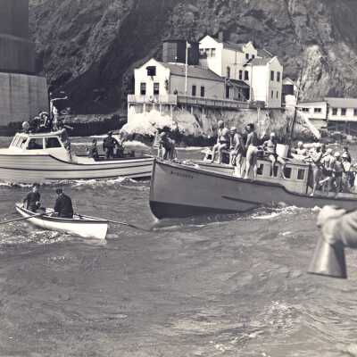 Gate Swim Jump 1941