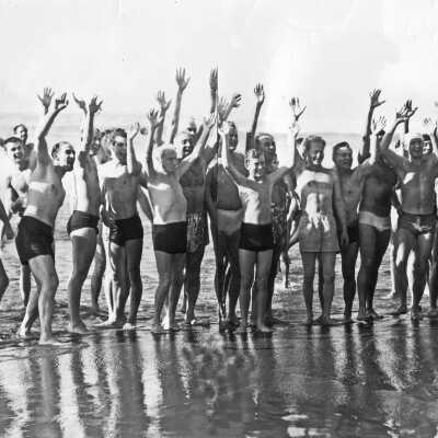 Hike & Dip 1954