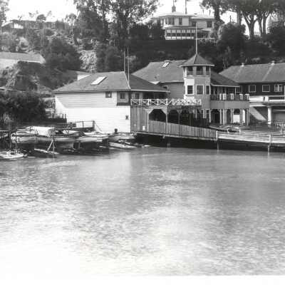 Rowing Clubs at Black Point Cove 1918