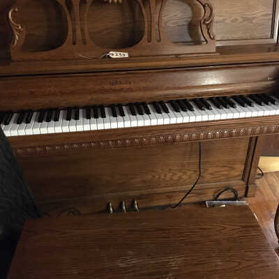 piano keyboard