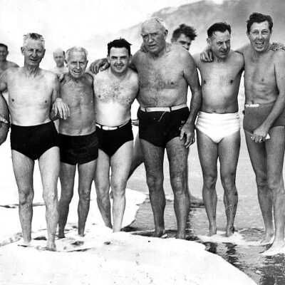 Hike & Dip 1945