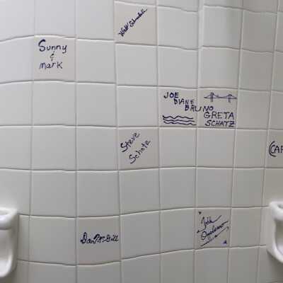 East wall and south wall of shower area, women's lock: Sept 2020