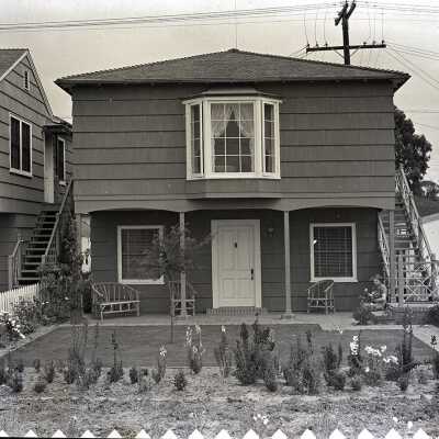 Hall house, 222 Collins