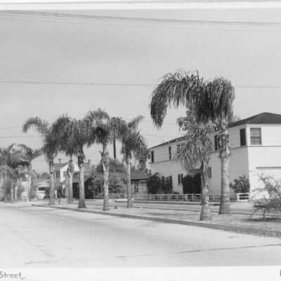 Residential Street, Balboa Island