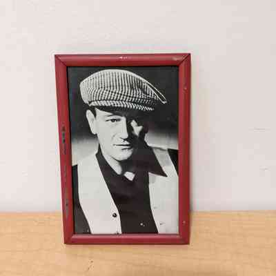JW Red Frame