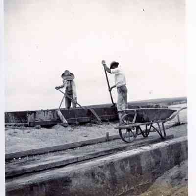 Construction on Balboa Island, July 1911