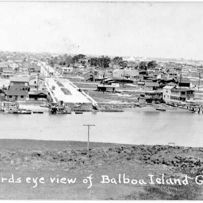 Birds eye view of Balboa Island. G8