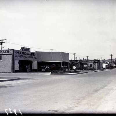 Norton's Hardware and Mrs. Taylor's being built