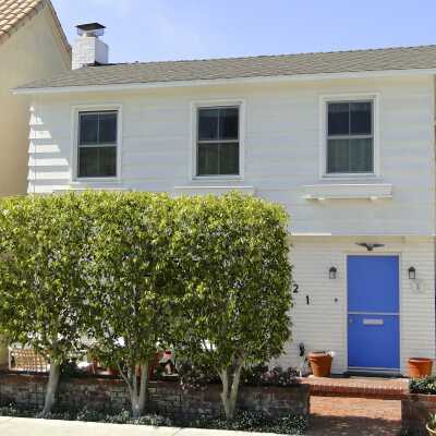 121 Sapphire Avenue