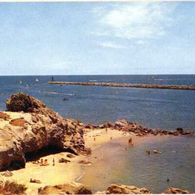 Entrance to Balboa Bay