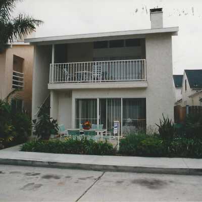 302 Collins Avenue