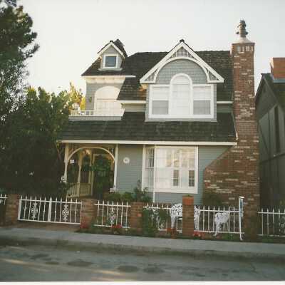 223 Agate Avenue
