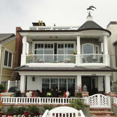 1204 South Bay Front