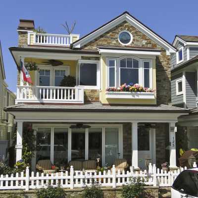 125 Turquoise Avenue