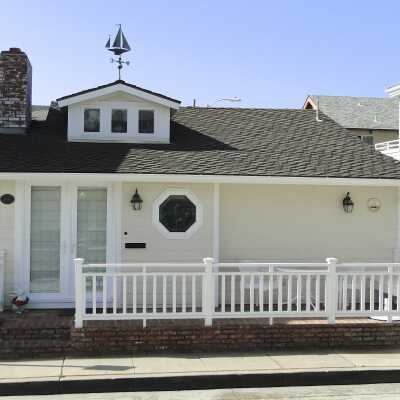 1607 Balboa Avenue