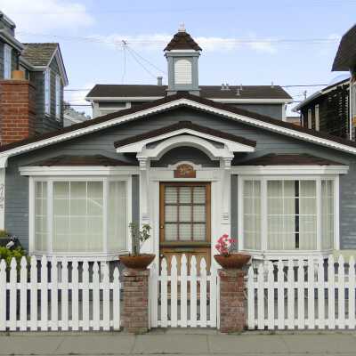 219 Onyx Avenue