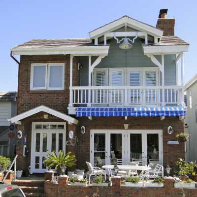 220 Pearl Avenue