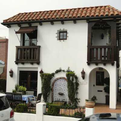317 Diamond Avenue