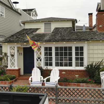 322 Apolena Avenue