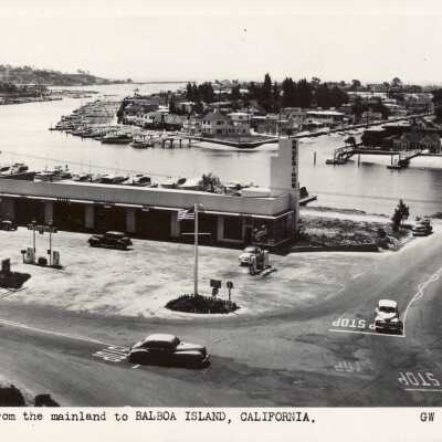 Entrance to Balboa Island