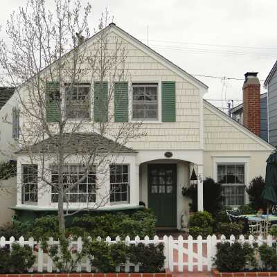 308 Apolena Avenue