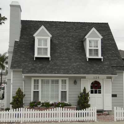 126 Apolena Avenue