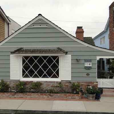 114 Apolena Avenue